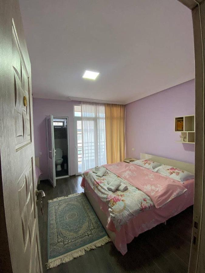 Guest House Kobuleti On Aghmashenebeli Exterior foto