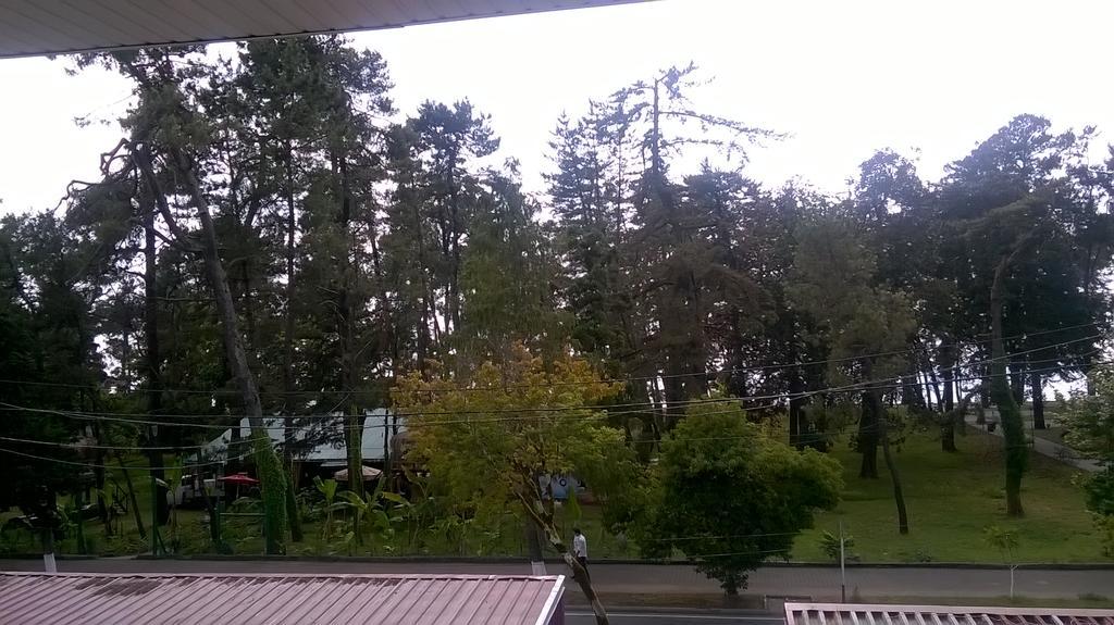 Guest House Kobuleti On Aghmashenebeli Exterior foto