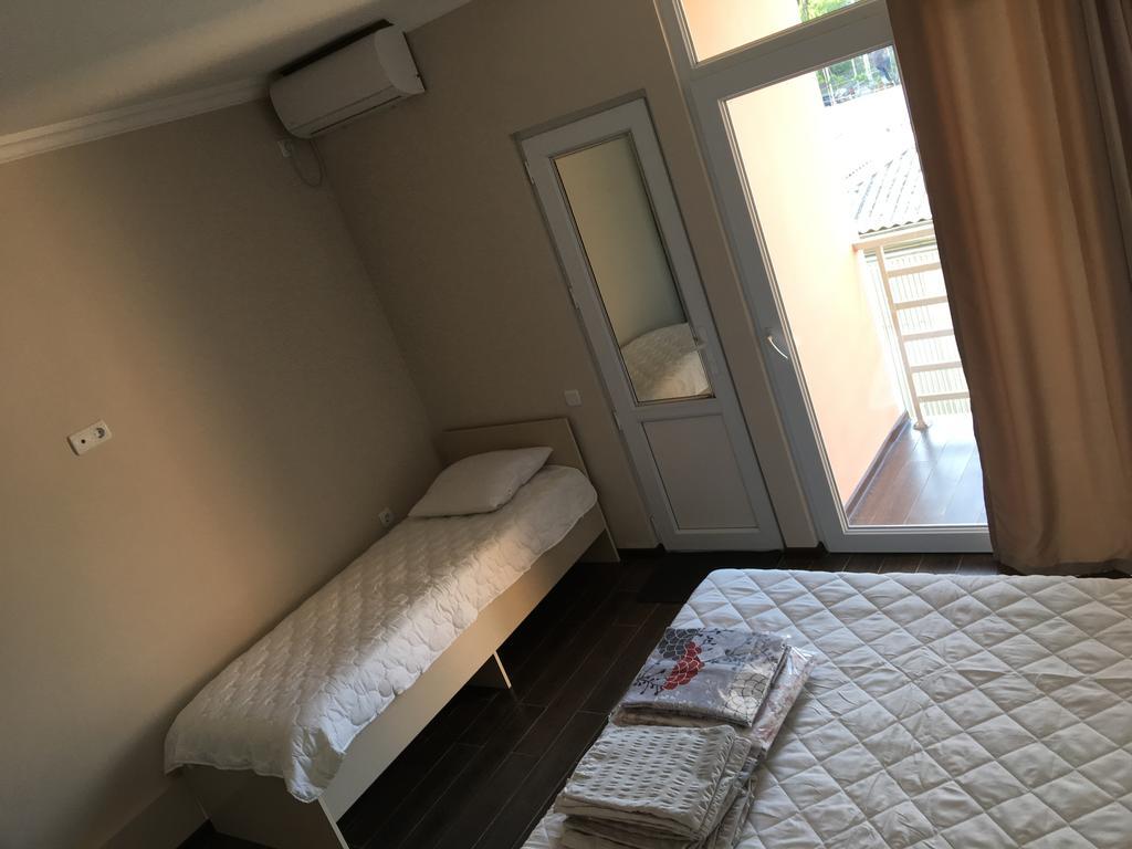 Guest House Kobuleti On Aghmashenebeli Exterior foto