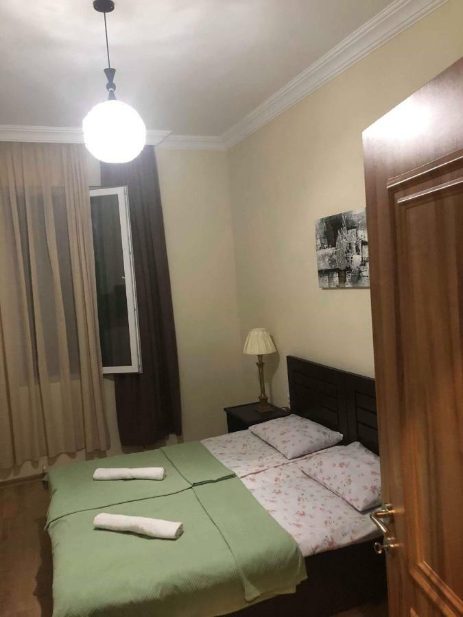 Guest House Kobuleti On Aghmashenebeli Exterior foto