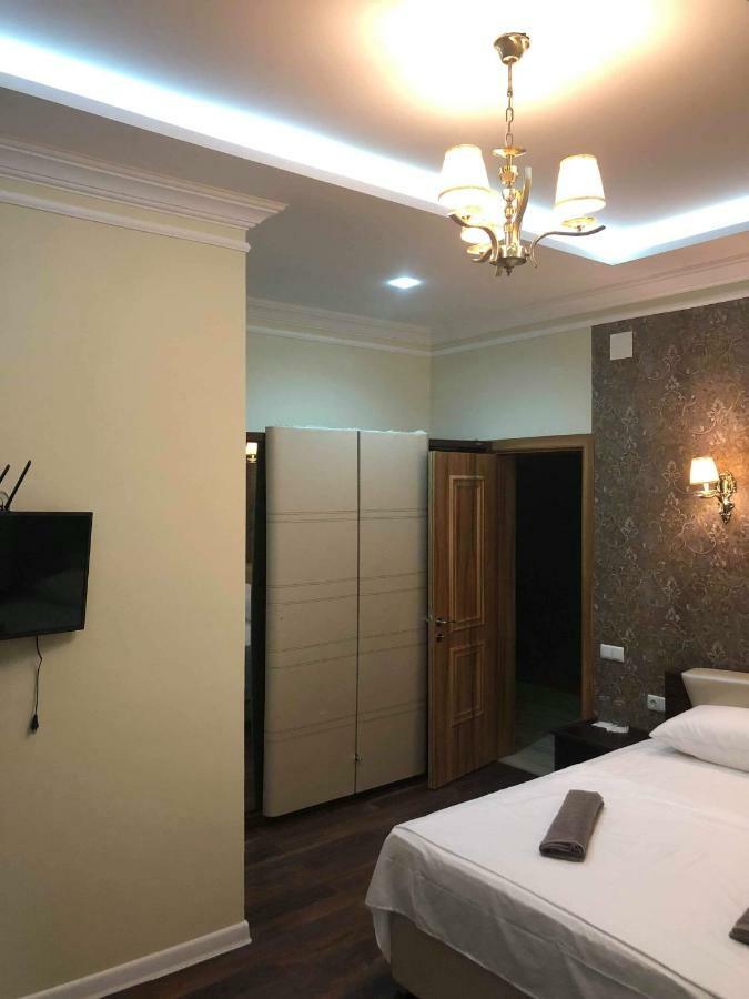 Guest House Kobuleti On Aghmashenebeli Exterior foto